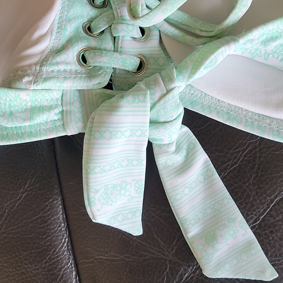 Bikini 👙 - Picture 4 of 7